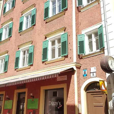 Apartment Kienreich - Moderne, Ruhige Altbauwohnung Im Herzen Der Altstadt Graz
