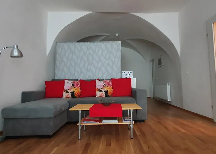 アパート Kienreich - Moderne, Ruhige Altbauwohnung Im Herzen Der Altstadt *
